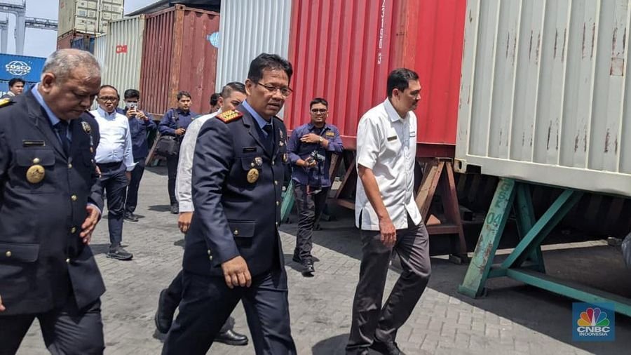 Utang Whoosh Dialihkan ke Danantara, Purbaya: Kalau Pakai APBN Lucu