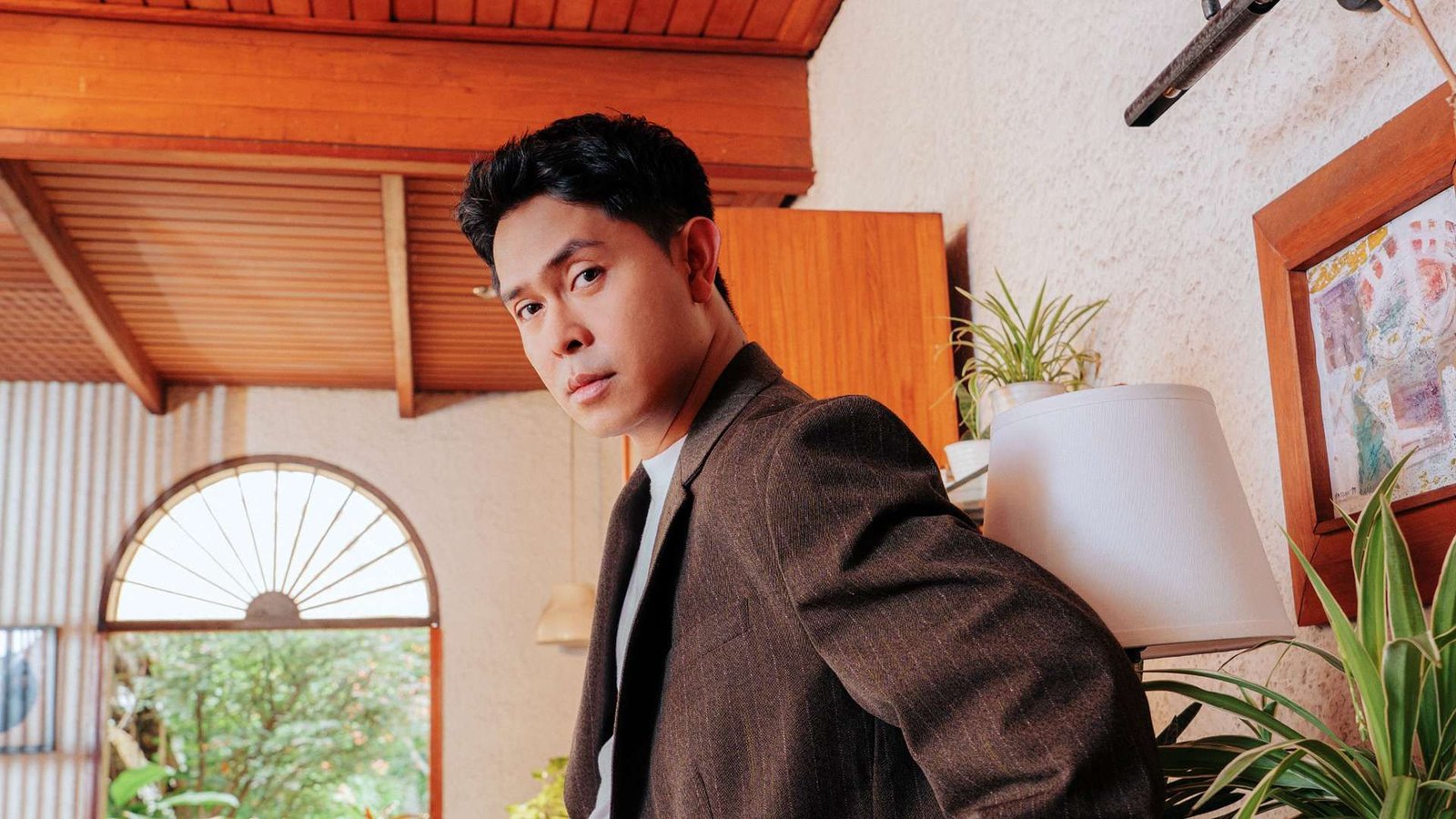 Cakra Khan Rilis “Tak Sejalan” dari Album Divine, Lagu Emosional Tentang Keikhlasan dalam Cinta