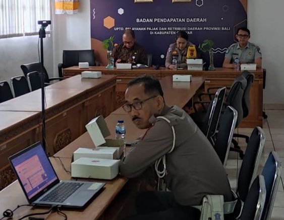 Jasa Raharja Perkuat Sinergi Digitalisasi Pelayanan melalui Sosialisasi SIGNAL di Samsat Gianyar