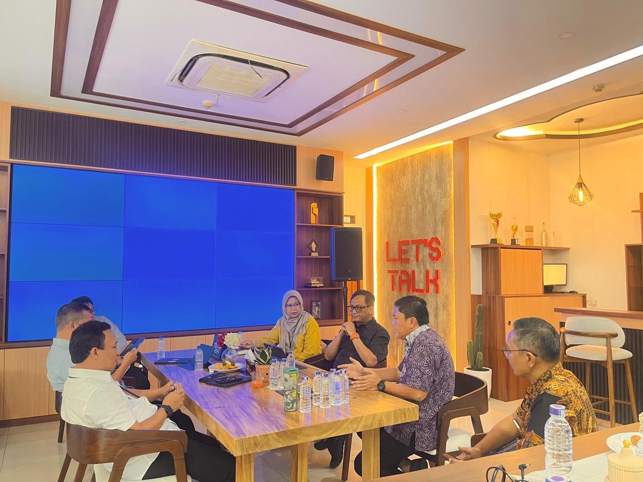 Kepala Kantor Wilayah Jasa Raharja Jawa Barat Lakukan Kunjungan Kerja ke Bapenda Provinsi Jawa Barat