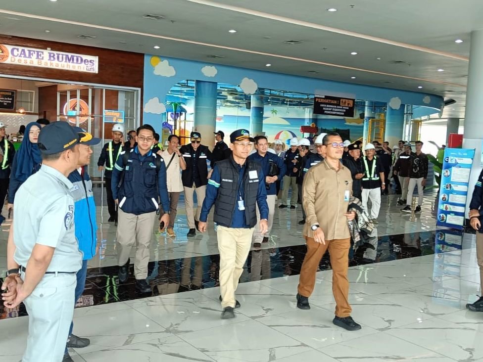 Perkuat Keselamatan Transportasi Mudik, Jasa Raharja Wilayah Lampung Dampingi Kantor Staf Presiden Tinjau Pelabuhan Bakauheni