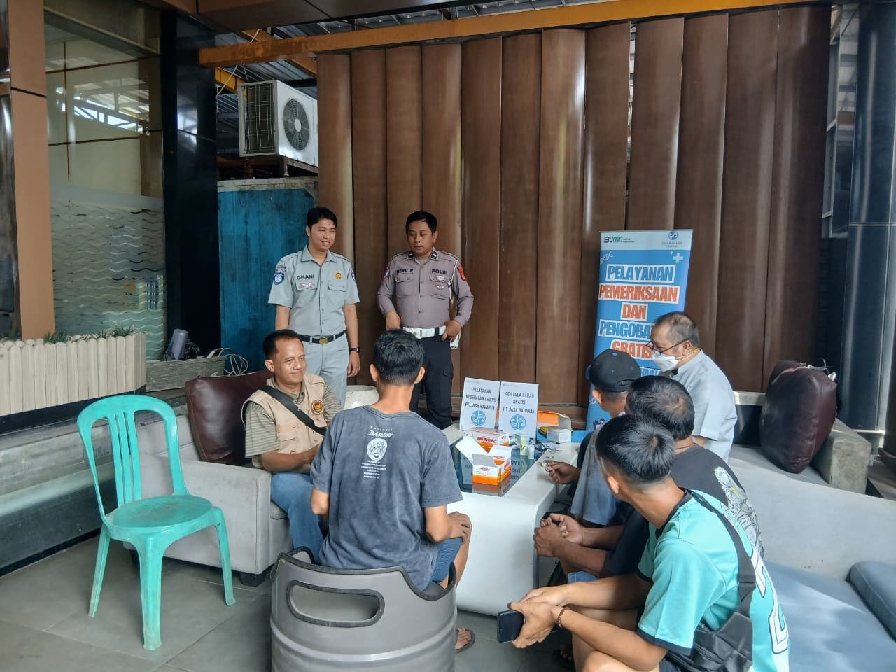 Jasa Raharja Cabang Cirebon Gelar Pelatihan Pertolongan Pertama Gawat Darurat (PPGD) Dan Berikan Layanan Kesehatan Gratis di PT Aka Panorama Wisata Kab Kuningan