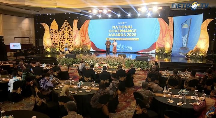 Eri Cahyadi Dedikasikan Penghargaan NGA 2026 bagi Warga Surabaya