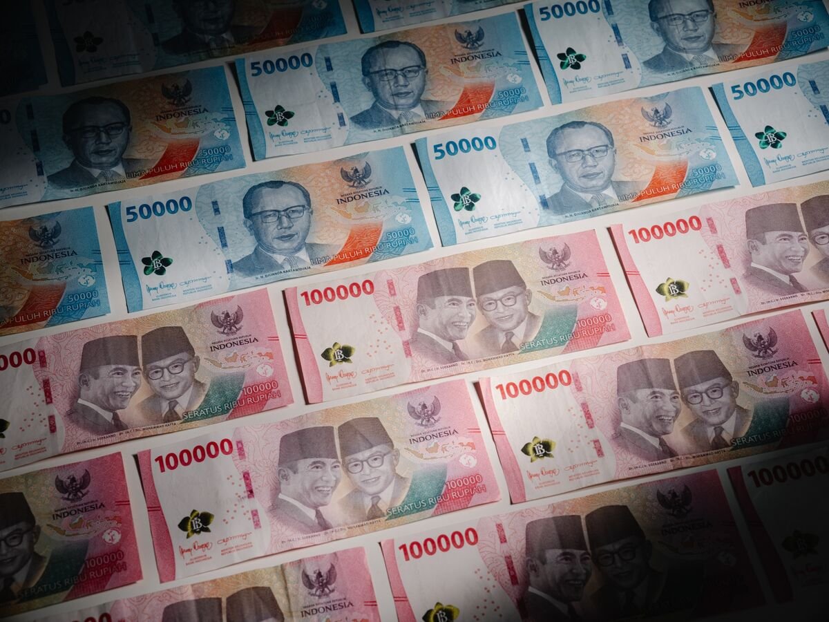 Kurs Rupiah Kamis Pagi Turun ke Level Rp17.855 per USD