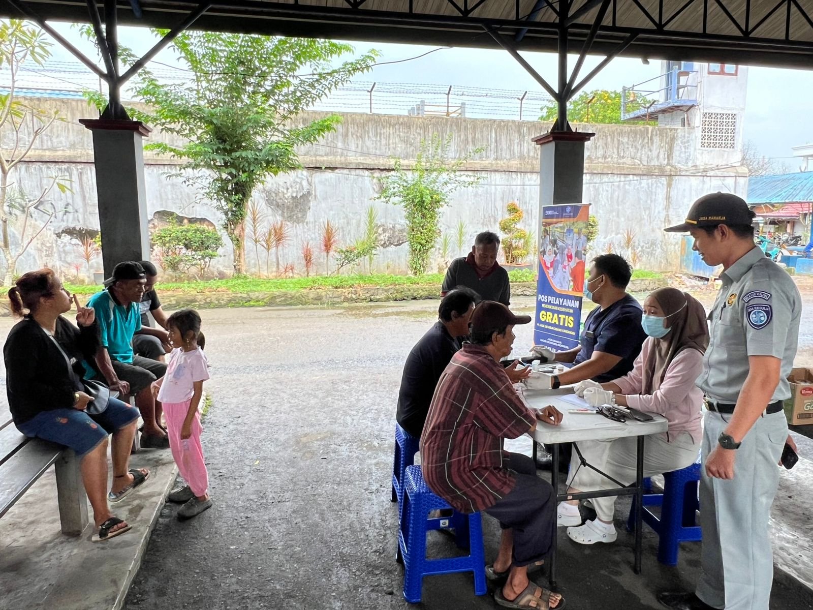 PT Jasa Raharja Cabang Kandangan Gelar Pengobatan Gratis di Terminal Kota Kandangan