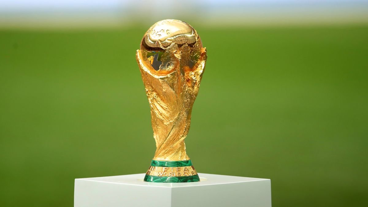Politik Bayangi Piala Dunia, Turnamen Terpanas di Luar Lapangan