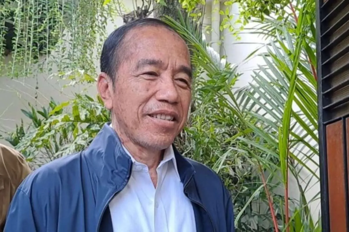 Jokowi Serahkan Penanganan Kasus Roy Suryo Cs kepada Aparat Penegak Hukum