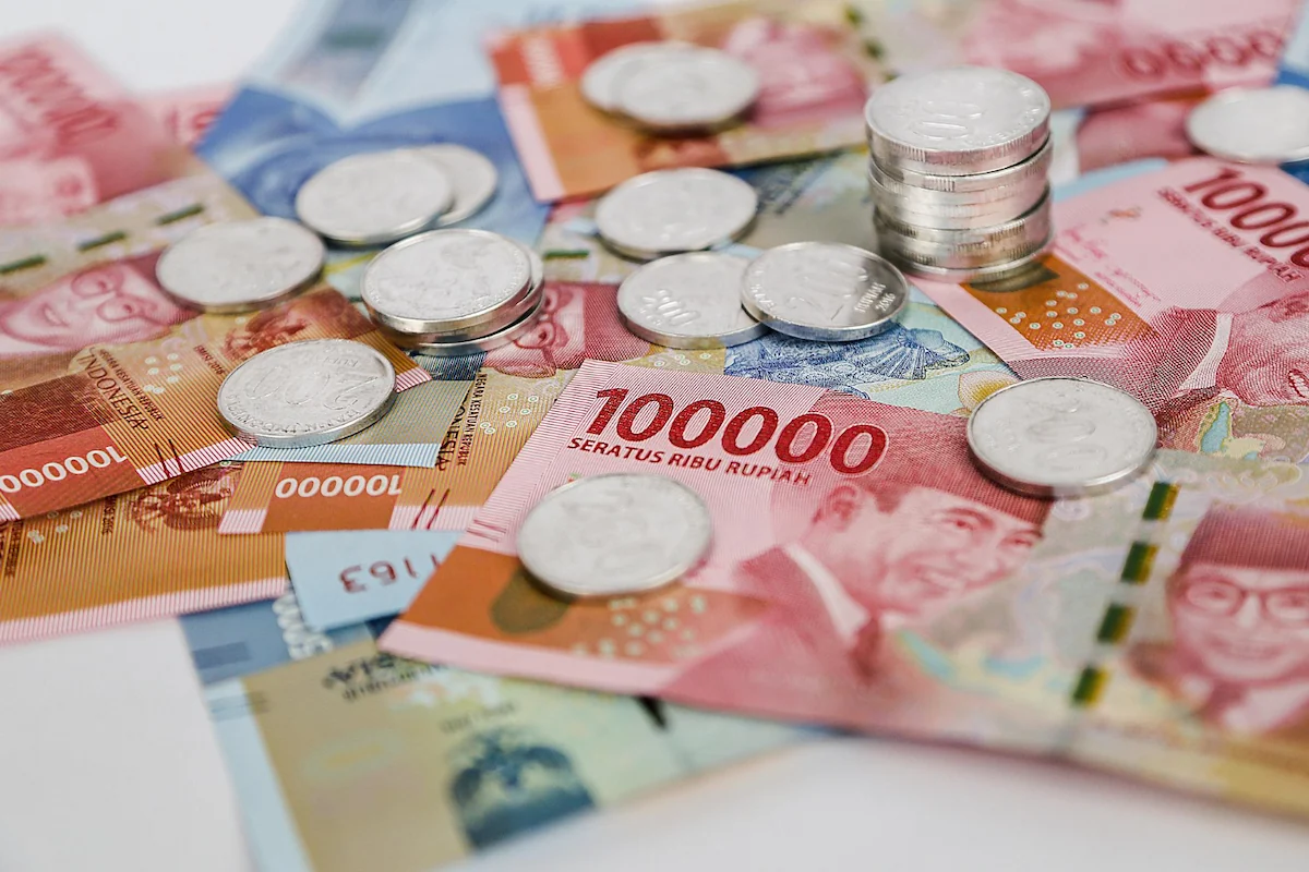 Naik 14 Poin, Rupiah Kembali Bertengger di Kisaran Rp17.700 per Dolar AS