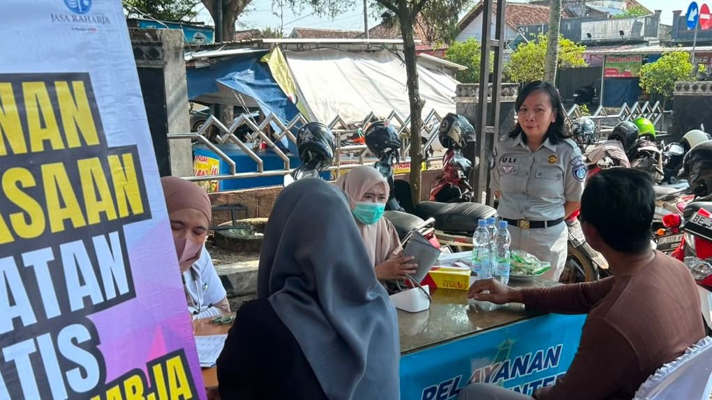 Jasa Raharja Gelar Pelayanan Kesehatan Gratis melalui Program MUKL di Samsat Kotabumi