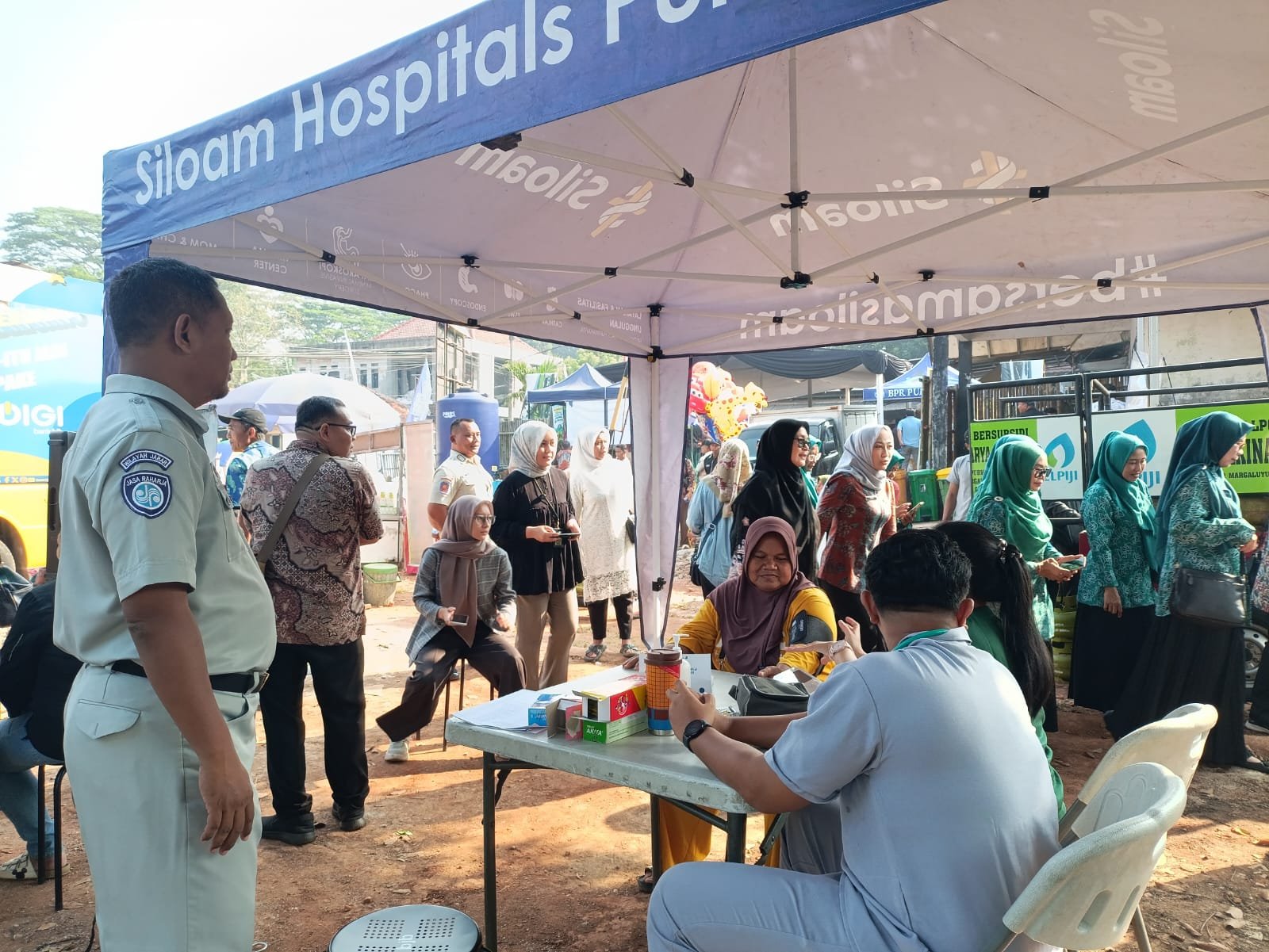 Sinergi Jasa Raharja Purwakarta dan RS Siloam Hadirkan Mobil Unit Keselamatan di daerah rawan kecelakaan kecamatan Babakancikao