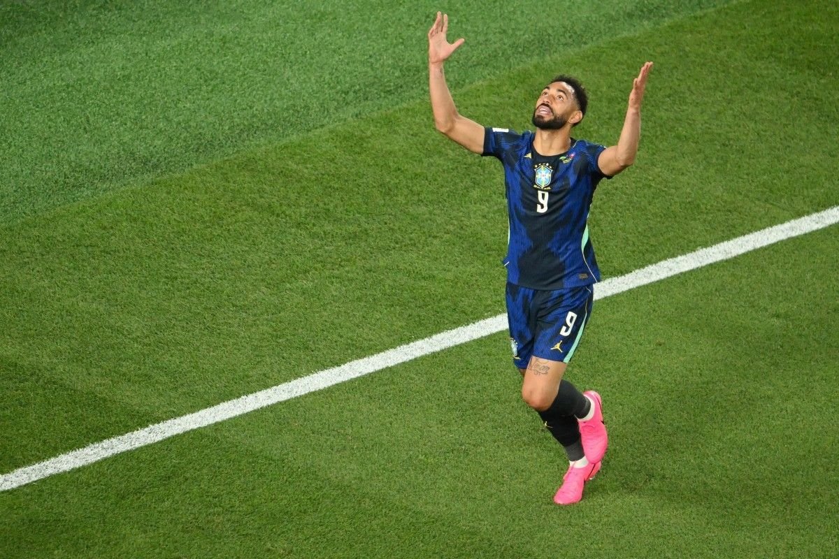 Dua Gol Cunha Bawa Brasil Taklukkan Haiti dan Pimpin Klasemen