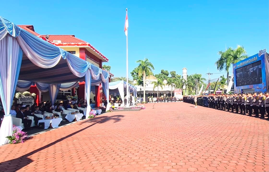 Kepala Bagian Pelayanan PT Jasa Raharja Kanwil Utama Jawa Barat Hadiri HUT Bhayangkara Ke-80 di Lapangan Mapolresta Bandung