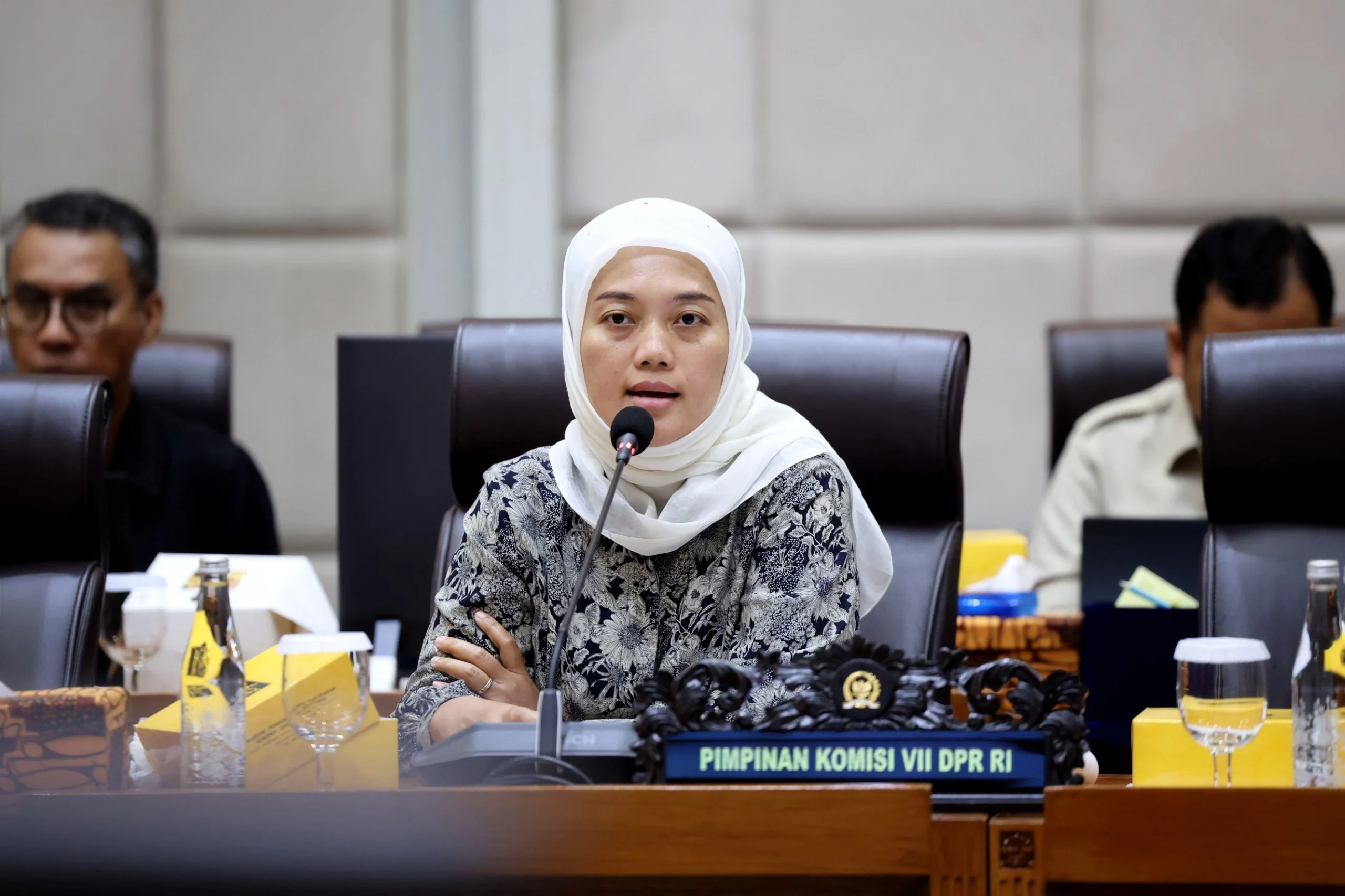 Komisi VII: Standardisasi Industri Harus Tetap Melindungi Petani Kecil