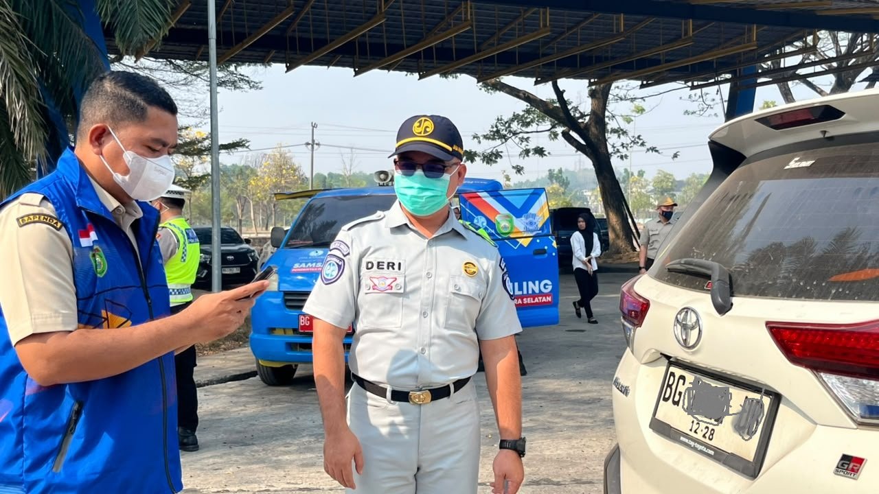 Samsat Ogan Ilir 1 Tingkatkan Kepatuhan Pajak Kendaraan Melalui Program Siguntang Menyapa