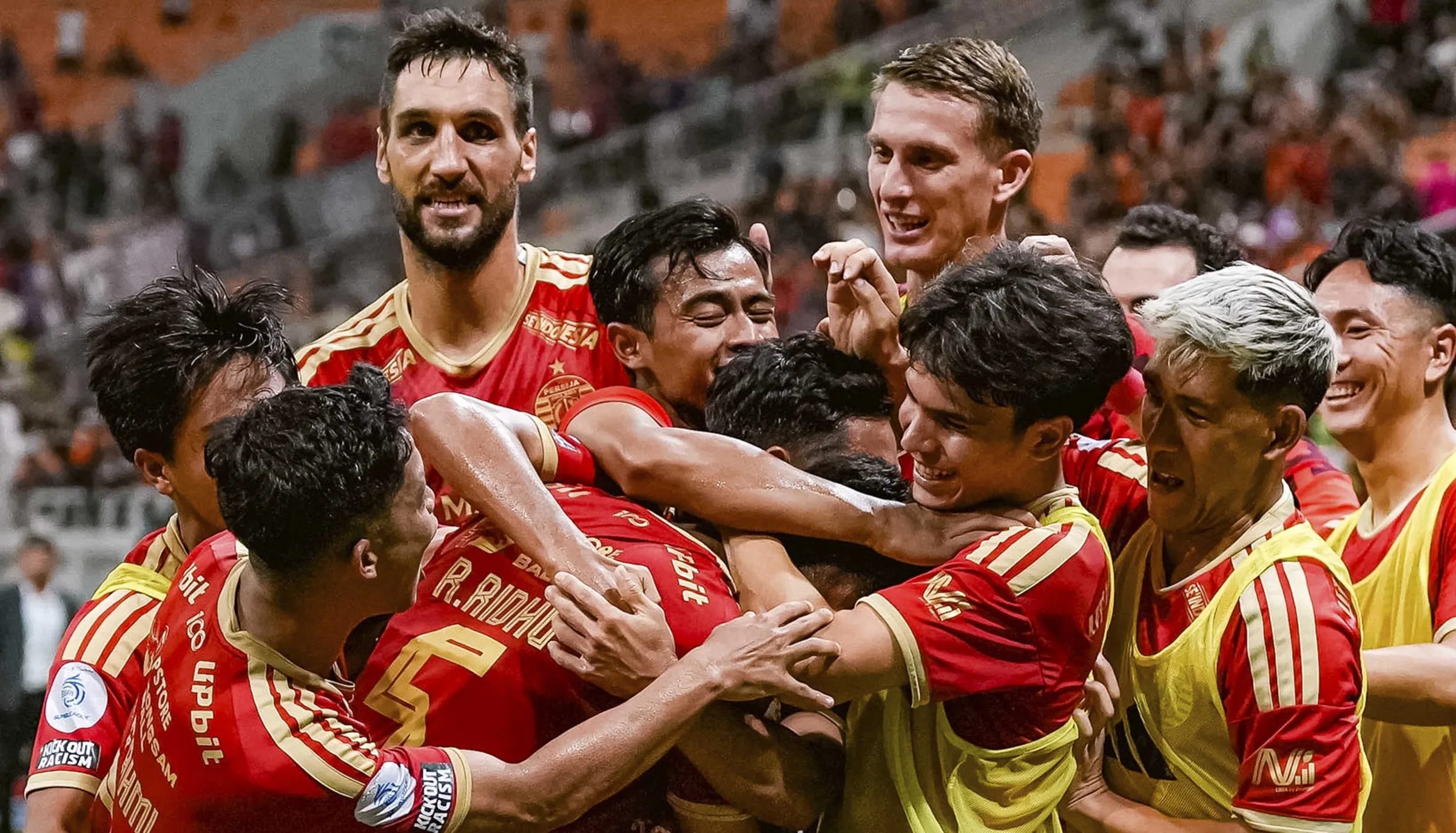 Persija Tantang Dewa United pada Laga Krusial di Banten International Stadium